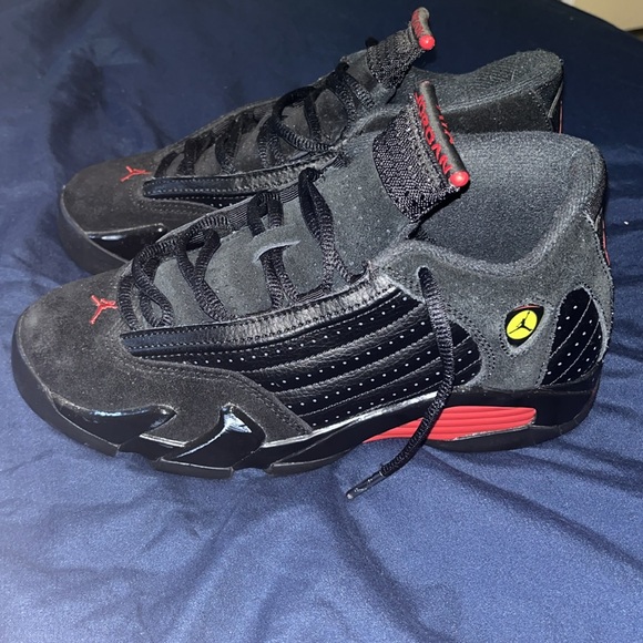 JORDAN RETRO 13s - Picture 2 of 5